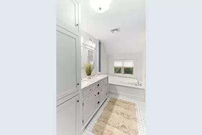 173 Center St, Bridgewater, MA 02324 - Photo 24