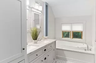 173 Center St, Bridgewater, MA 02324 - Photo 24