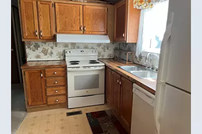 8 Jefferson Way, Carver, MA 02330 - Photo 2