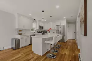 724 Woodman St, Fall River, MA 02724 - Photo 8