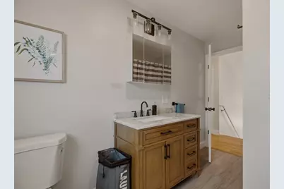 724 Woodman St, Fall River, MA 02724 - Photo 20