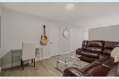 724 Woodman St, Fall River, MA 02724 - Photo 26