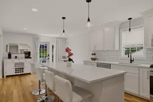 724 Woodman St, Fall River, MA 02724 - Photo 10