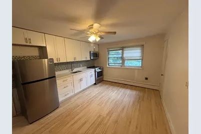45 Aldrich Rd #B, Watertown, MA 02472 - Photo 2