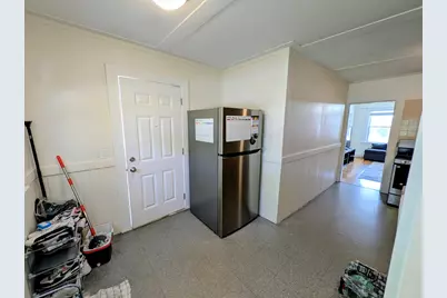 58 Ash St #3, Waltham, MA 02453 - Photo 6