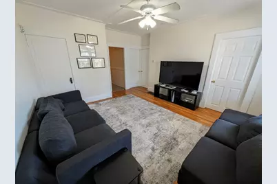58 Ash St #3, Waltham, MA 02453 - Photo 2