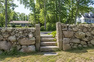 103 Rock O'Dundee Rd, Dartmouth, MA 02748 - Photo 4