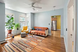 8 Leland St, Somerville, MA 02143 - Photo 4