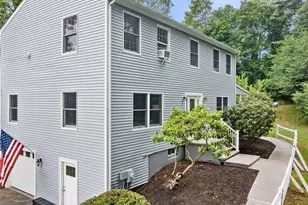 381 Linebrook Rd, Ipswich, MA 01938 - Photo 2