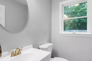 381 Linebrook Rd, Ipswich, MA 01938 - Photo 14