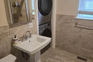 55 Rocklan Av, Malden, MA 02148 - Photo 8