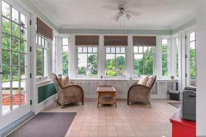 707 Highland Ave, Fall River, MA 02720 - Photo 16