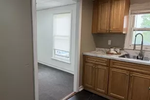 48 Mt Pleasant Ave, Leominster, MA 01453 - Photo 4