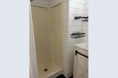 48 Mt Pleasant Ave #2nd, Leominster, MA 01453 - Photo 12
