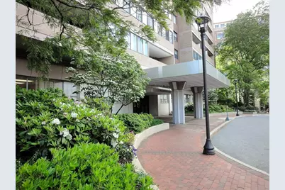 9 Hawthorne Pl #15H, Boston, MA 02114 - Photo 22