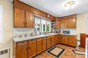 322 S Main St, Attleboro, MA 02703 - Photo 16