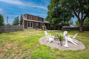 33 Dartmouth St, Fairhaven, MA 02719 - Photo 10