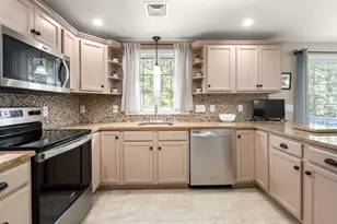 19 Squirrel Island Rd, Wareham, MA 02576 - Photo 10