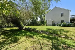 19 Squirrel Island Rd, Wareham, MA 02576 - Photo 38