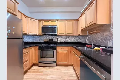190 Summer St #404, Malden, MA 02148 - Photo 2