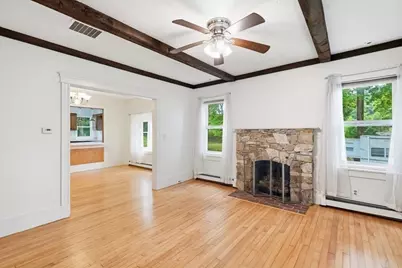 15 Walnut St, West Bridgewater, MA 02379 - Photo 8