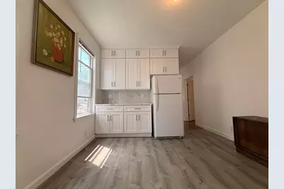 110 Russell #1, Malden, MA 02148 - Photo 4
