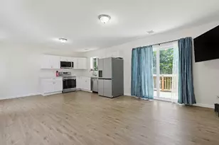 91 Cottage St, Athol, MA 01331 - Photo 14