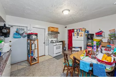 5 Dublin St, Lowell, MA 01854 - Photo 16
