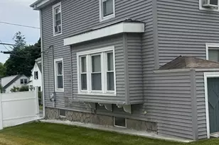 103 Manomet St, Brockton, MA 02301 - Photo 8
