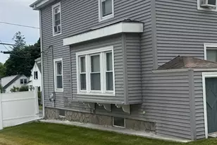 103 Manomet St, Brockton, MA 02301 - Photo 8