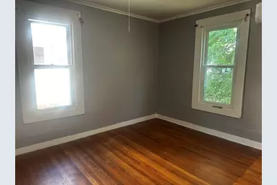 61-63 Acushnet Ave, Springfield, MA 01105 - Photo 14