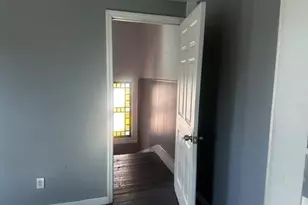 61-63 Acushnet Ave, Springfield, MA 01105 - Photo 16