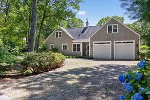 2 Huckleberry Dr, Orleans, MA 02653 - Photo 4