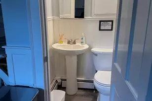 185 College St, Worcester, MA 01610 - Photo 8