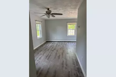 185 College St., Worcester, MA 01610 - Photo 10