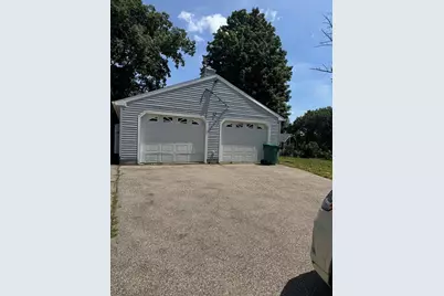185 College St., Worcester, MA 01610 - Photo 30