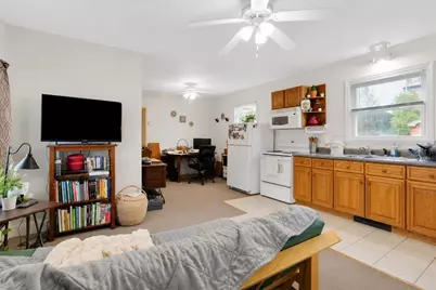 45-47 Pleasant St, Easthampton, MA 01027 - Photo 18