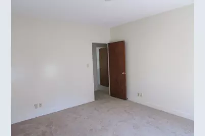21 Greystone #21, Quincy, MA 02169 - Photo 4