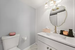 111 Carriage Ln, Taunton, MA 02780 - Photo 24