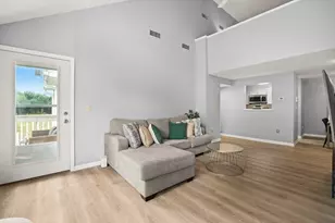 111 Carriage Ln, Taunton, MA 02780 - Photo 10
