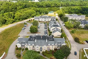111 Carriage Ln, Taunton, MA 02780 - Photo 6
