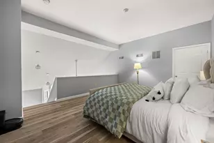 111 Carriage Ln, Taunton, MA 02780 - Photo 4