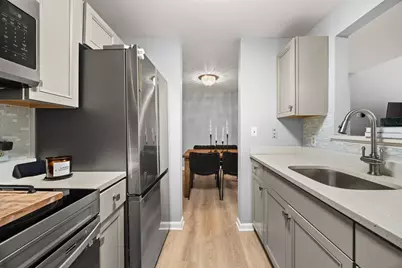 111 Carriage Ln #111, Taunton, MA 02780 - Photo 4