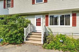 17 Pine Knoll Ln, Taunton, MA 02780 - Photo 4
