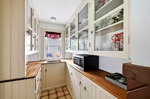 121 Farmington Ave, Longmeadow, MA 01106 - Photo 20