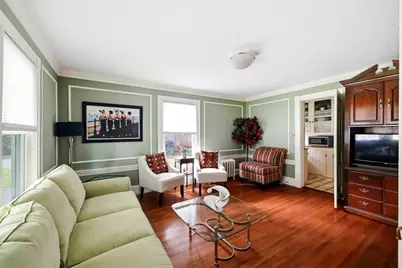 121 Farmington Ave, Longmeadow, MA 01106 - Photo 6