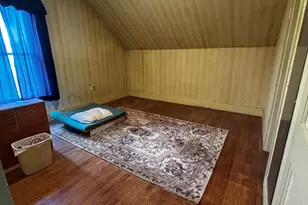 21 Dryden St, Worcester, MA 01605 - Photo 8
