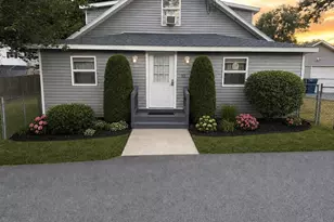 114 Bay State Rd, Tewksbury, MA 01876 - Photo 1