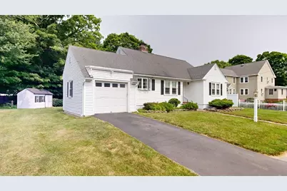 6 Maple Circle, Shrewsbury, MA 01545 - Photo 2