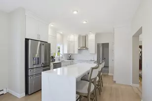 226 Olympic Rd, Somerset, MA 02726 - Photo 6